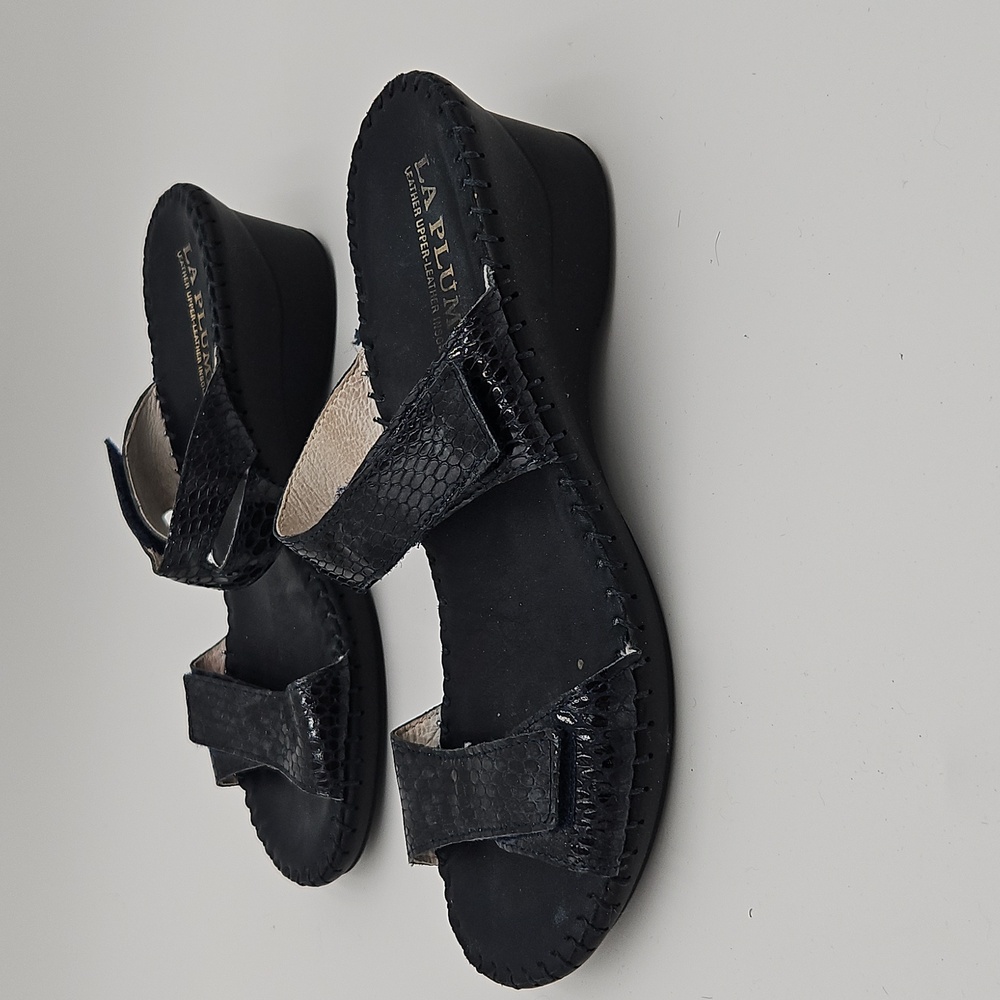 La Plume Leather Navy Blue Women's Sandals Velcro Straps 40 Anti Shock Slip Ons